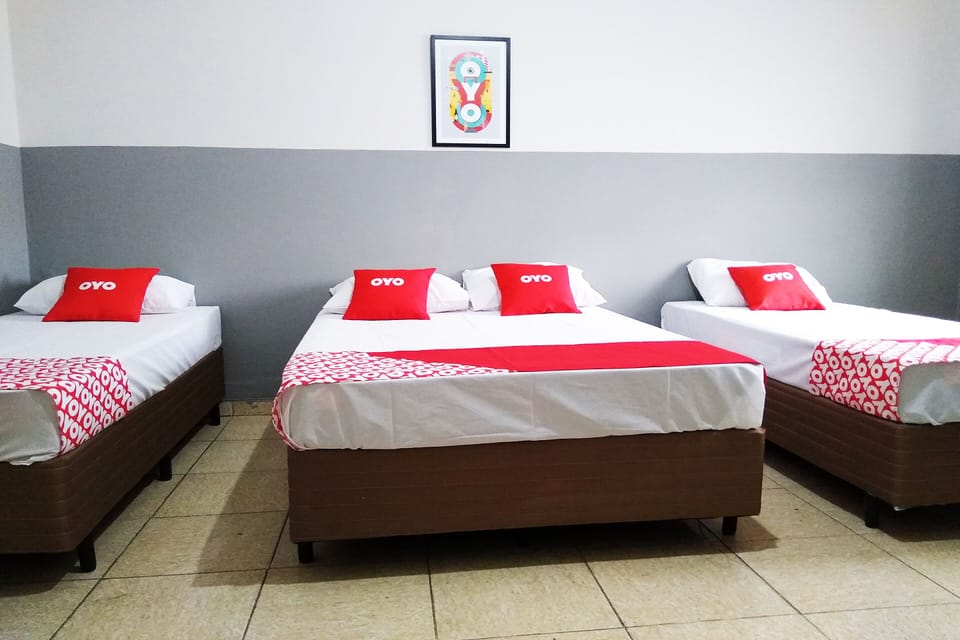 WiFi (free), bed sheets