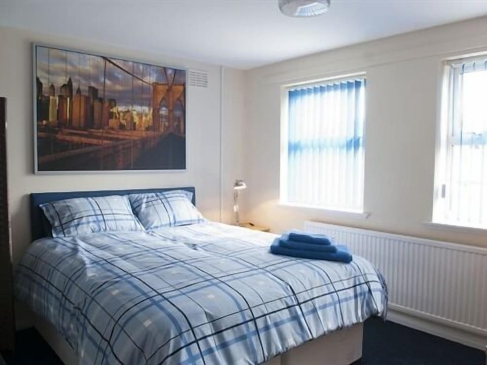 Double Room, Ensuite ((Shower & Basin))