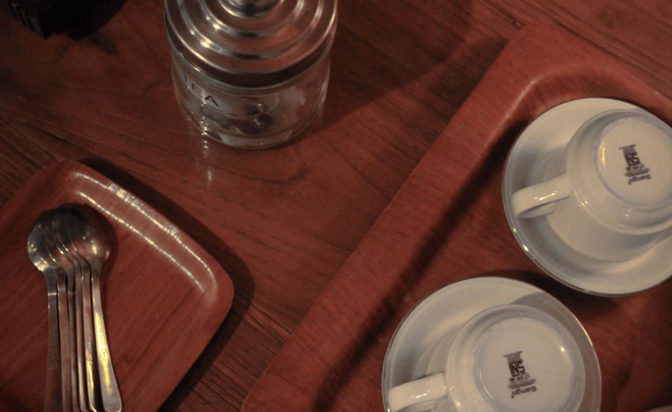 Cooked-to-order breakfast for a fee