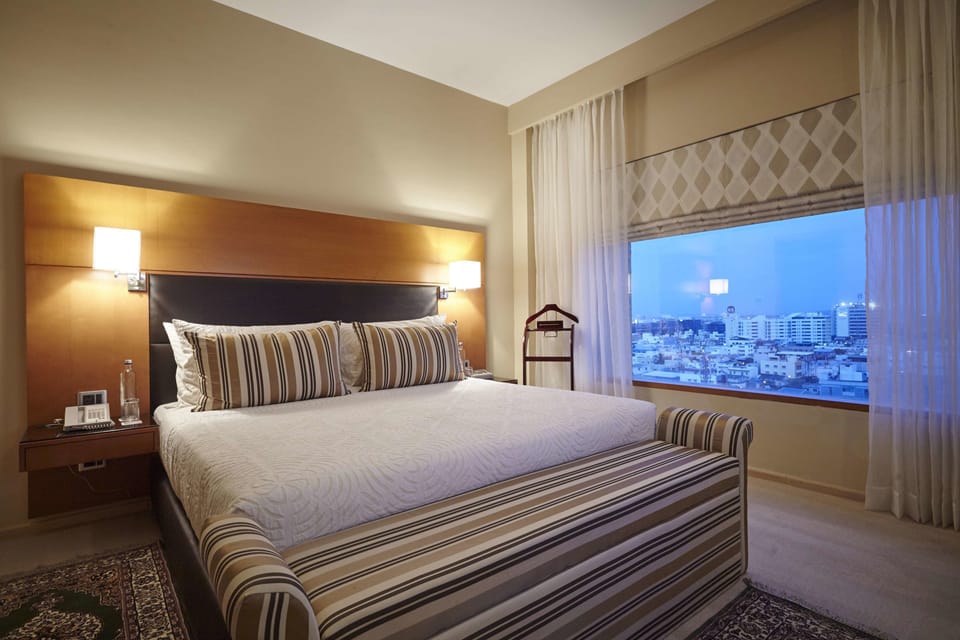 Premium bedding, minibar, in-room safe, desk