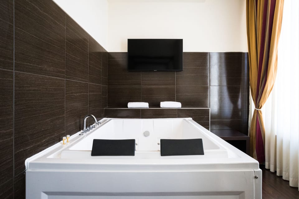 Junior Suite | Private spa tub