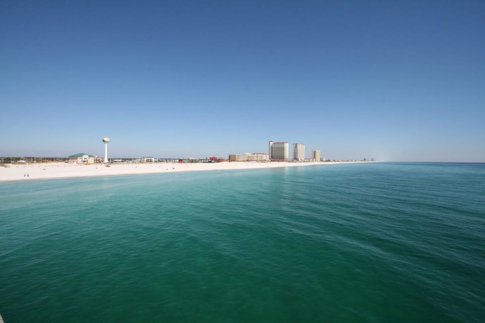 Pristine waters, beautiful white sand beaches.. this is Pensacola Beach
