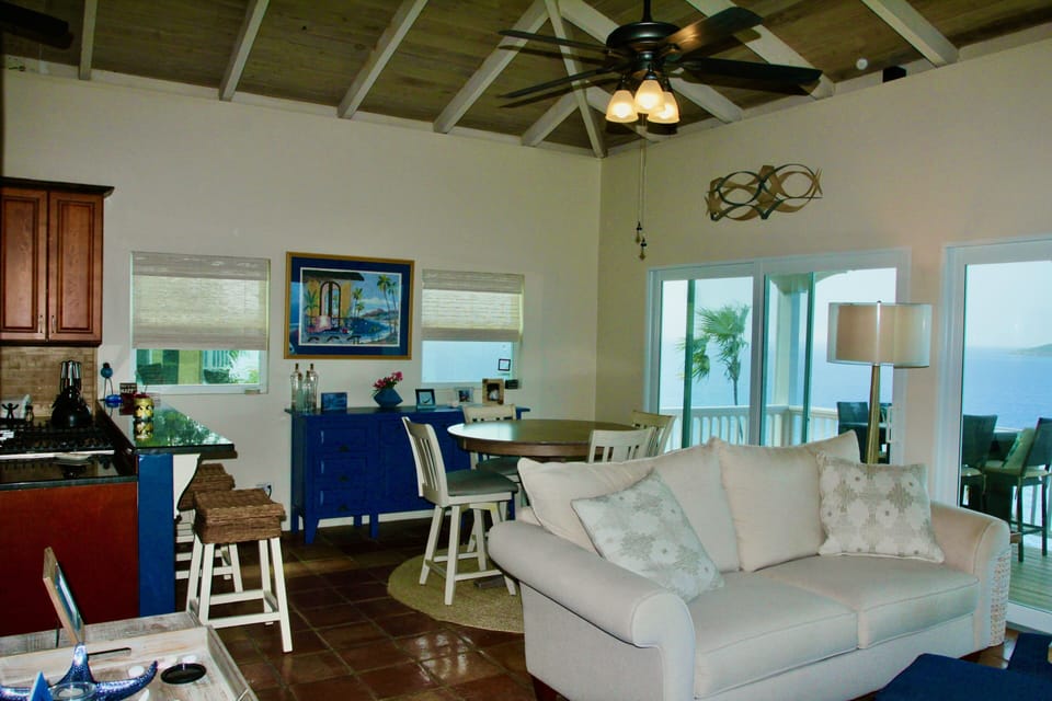 Sitting and Dining area