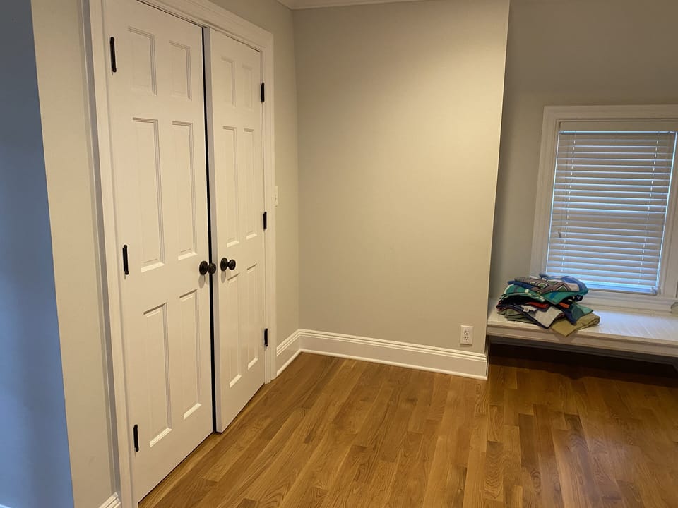 extra space in master for a crib or other child sleeping