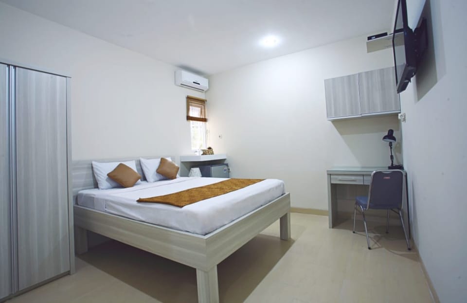 In-room safe, free WiFi