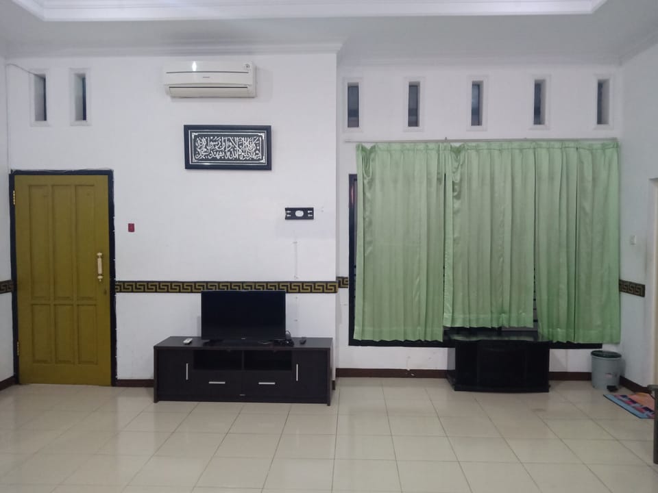 Hotel Santana Syariah Hotel in East Java