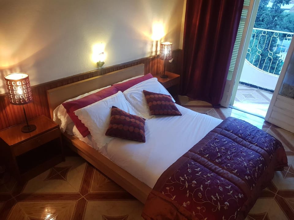 Desk, laptop workspace, blackout drapes, rollaway beds (surcharge)