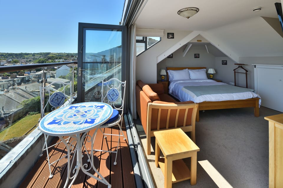 Bay View | Premium bedding, memory foam beds, individually decorated