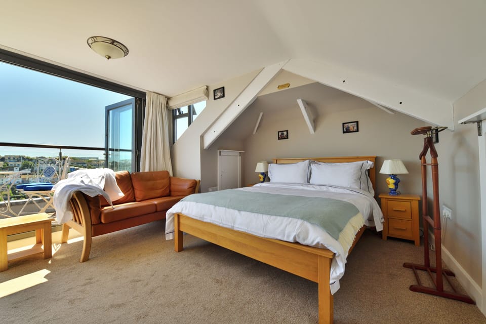 Bay View | Premium bedding, memory foam beds, individually decorated
