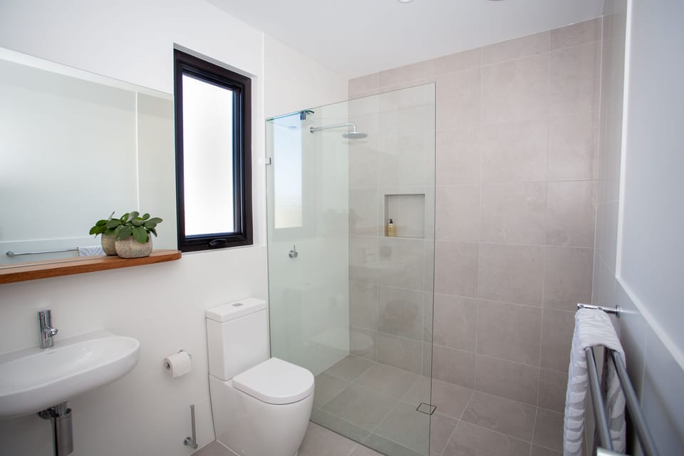 Upper Second Bathroom
