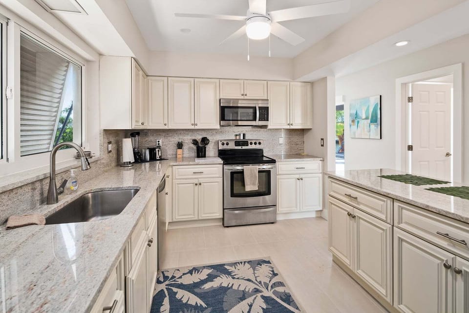 Kitchen (3)