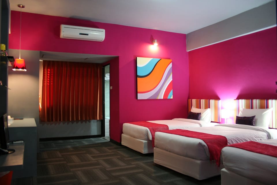 Deluxe Double or Twin Room | In-room safe, free WiFi