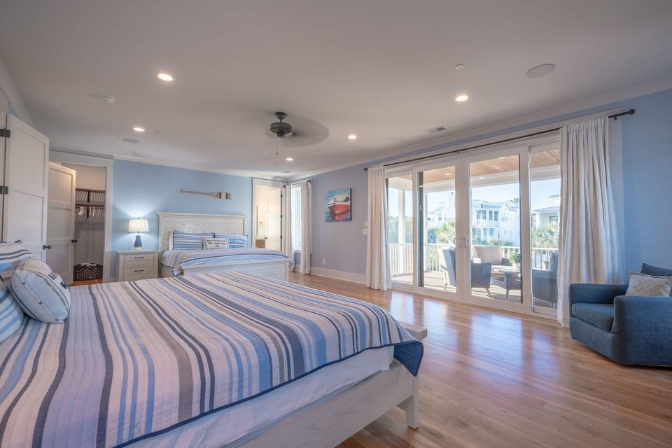 2 King room with private balcony IOP Dream | 915 Ocean Blvd | Isle of Palms SC