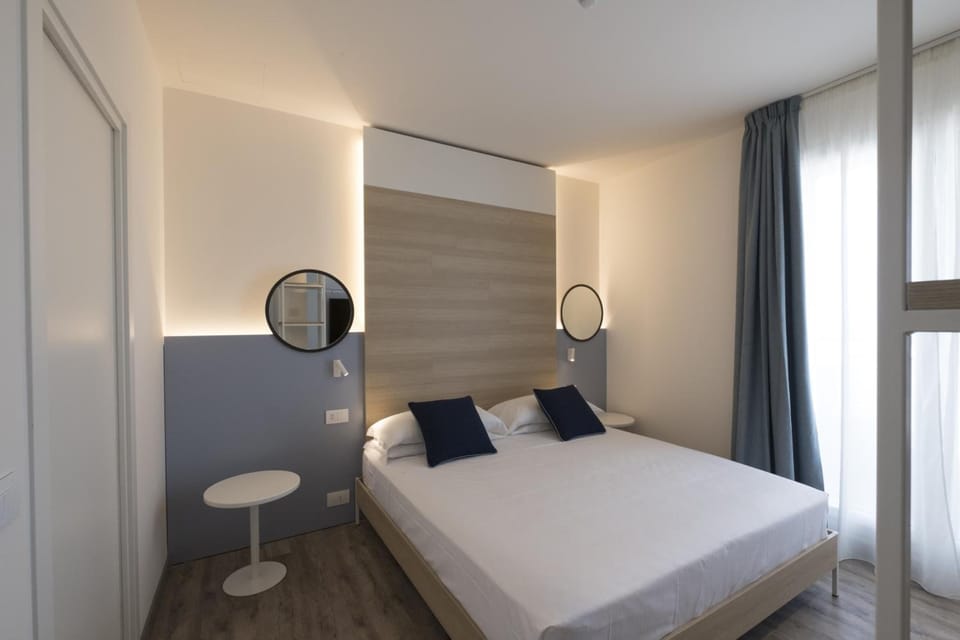 1 bedroom, minibar, in-room safe, desk