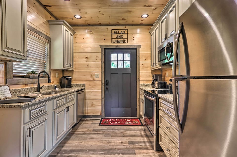 Kitchen | Keurig Coffee Maker | Toaster | Cooking Basics | Dishwasher