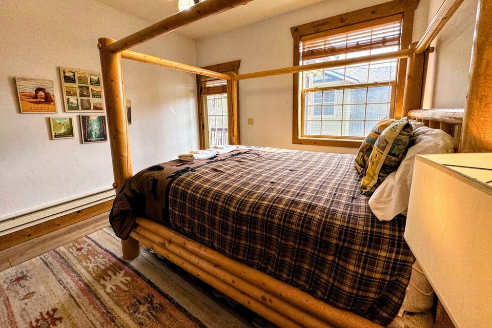 Bedroom #3 also has a great queen bed and access to a balcony shared with Bedroom #2.