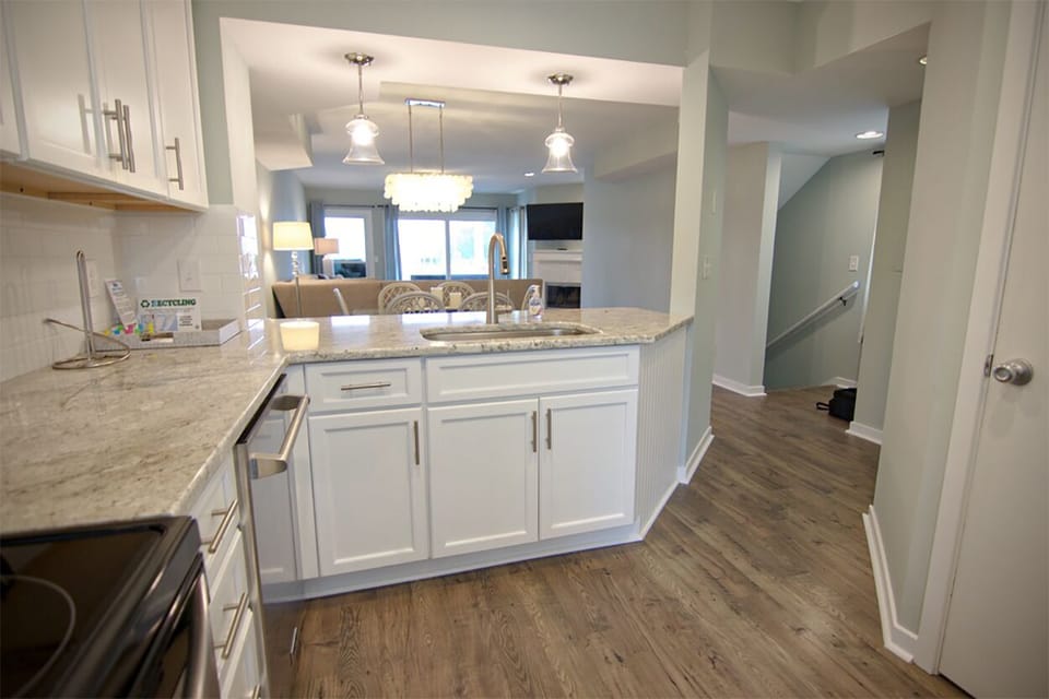 Spacious kitchen for your cooking needs!
