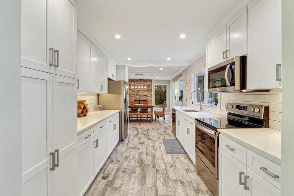 11 Red Oak | Kitchen