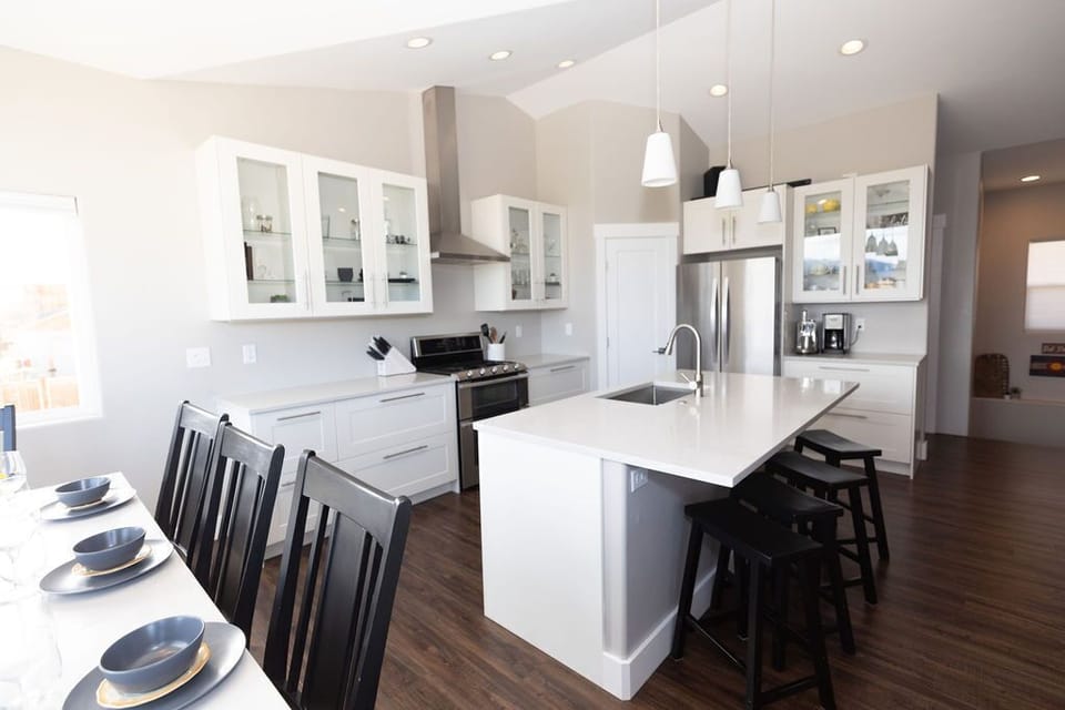 Kitchen is fully stocked & ready for meals. Gas range, huge sink, abundant space