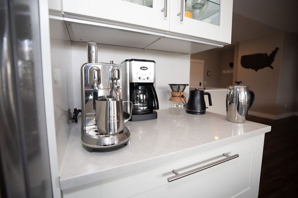 4 ways to make coffee! Breville Espresso, Drip, French Press and Pour Over.