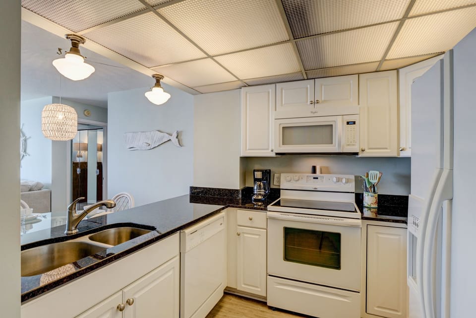 Well stocked kitchen includes Keurig and drip coffee makers