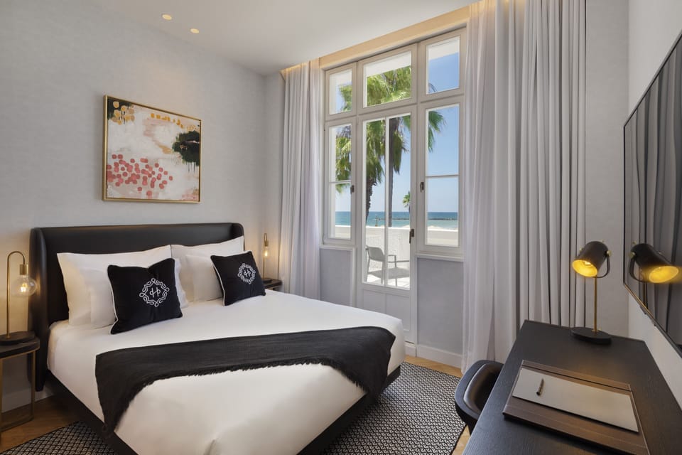 Deluxe Room, Balcony, Sea View | In-room safe, desk, free WiFi, bed sheets