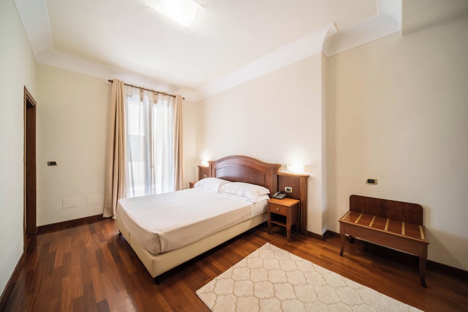 Minibar, in-room safe, individually furnished, desk