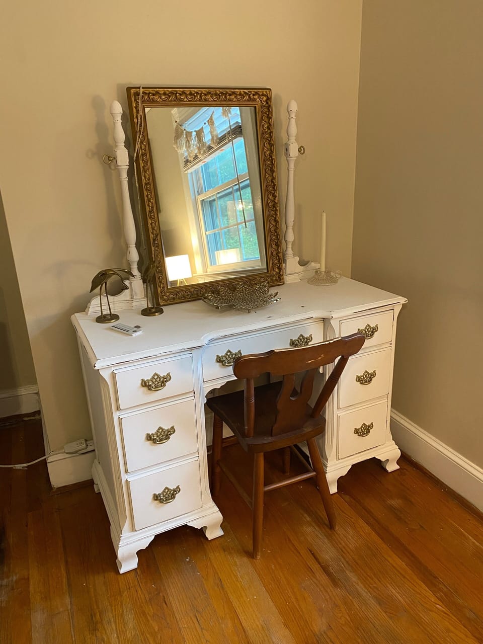 Study or makeup desk