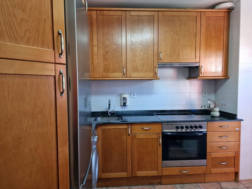 Apartment, Ensuite, Mountain View (4) | Shared kitchen
