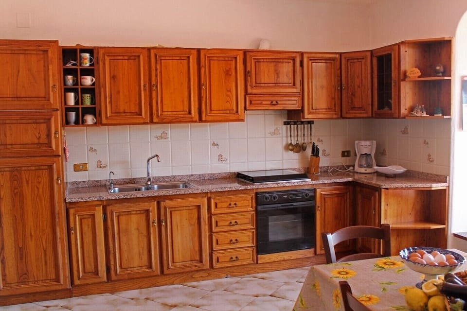 Apartment, 3 Bedrooms, Smoking, Terrace | Interior