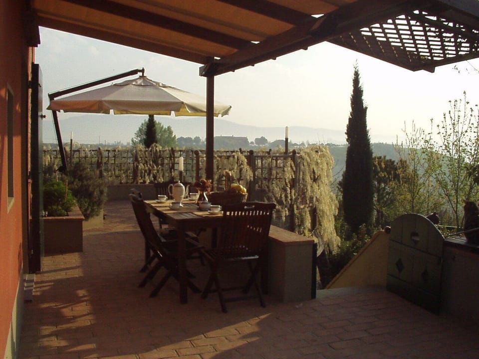 House, 2 Bedrooms, Smoking, Balcony | Terrace/patio