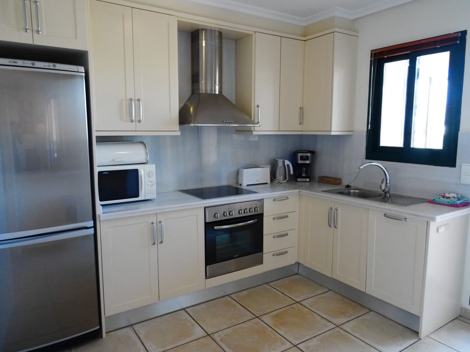 Open kitchen