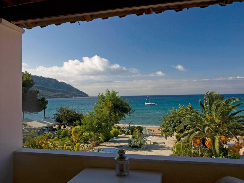 Apartment, 1 Bedroom, Smoking, Balcony | Beach