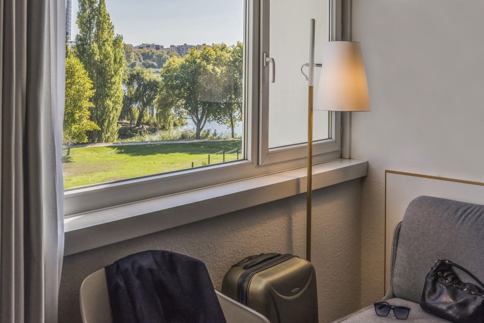 Executive Room, 1 Double Bed with Sofa bed, Lake View | Lake view