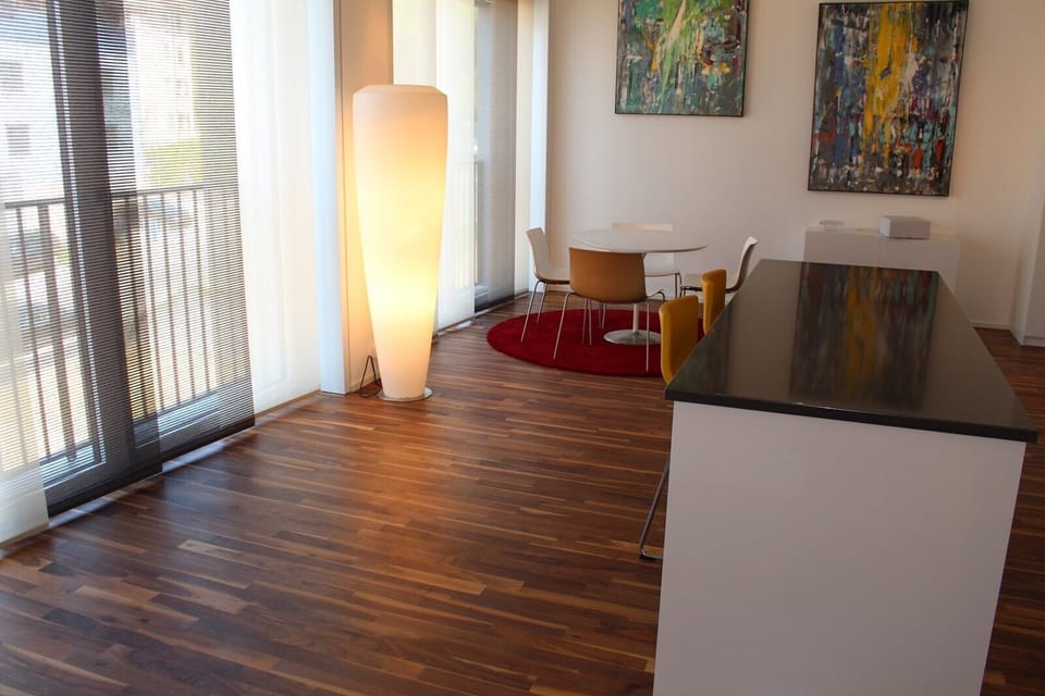 Apartment, 2 Bedrooms, Accessible, Smoking | Dining room