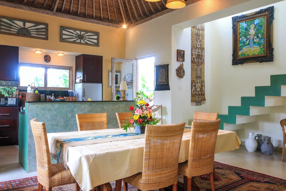 Villa, 2 Bedrooms, Private Pool | Dining