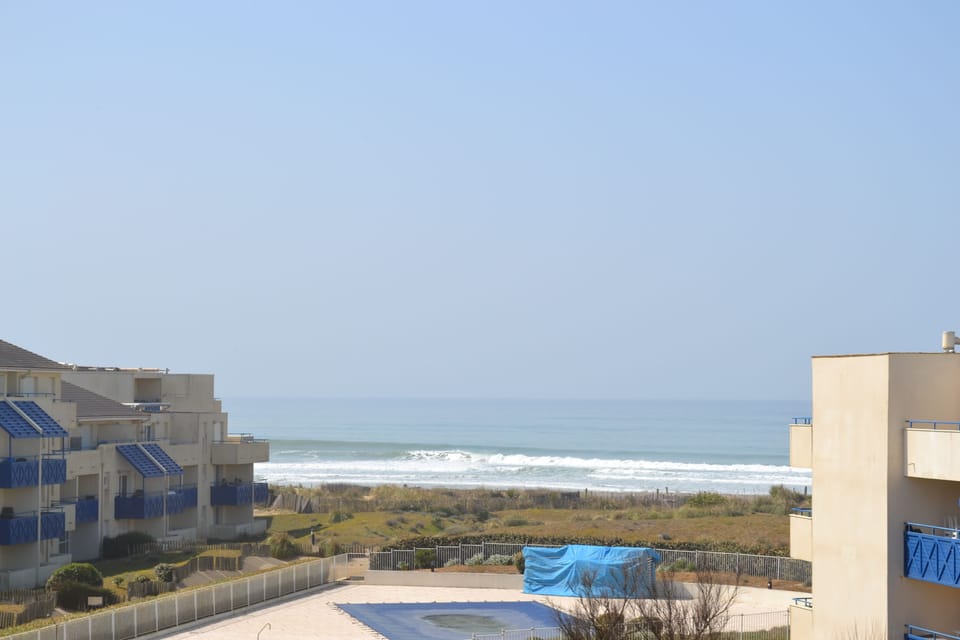 Beach/ocean view