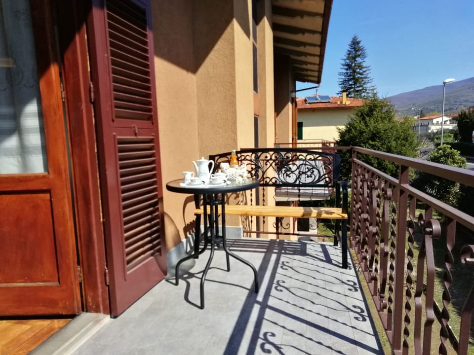 Apartment, 3 Bedrooms, Smoking, Balcony | Balcony