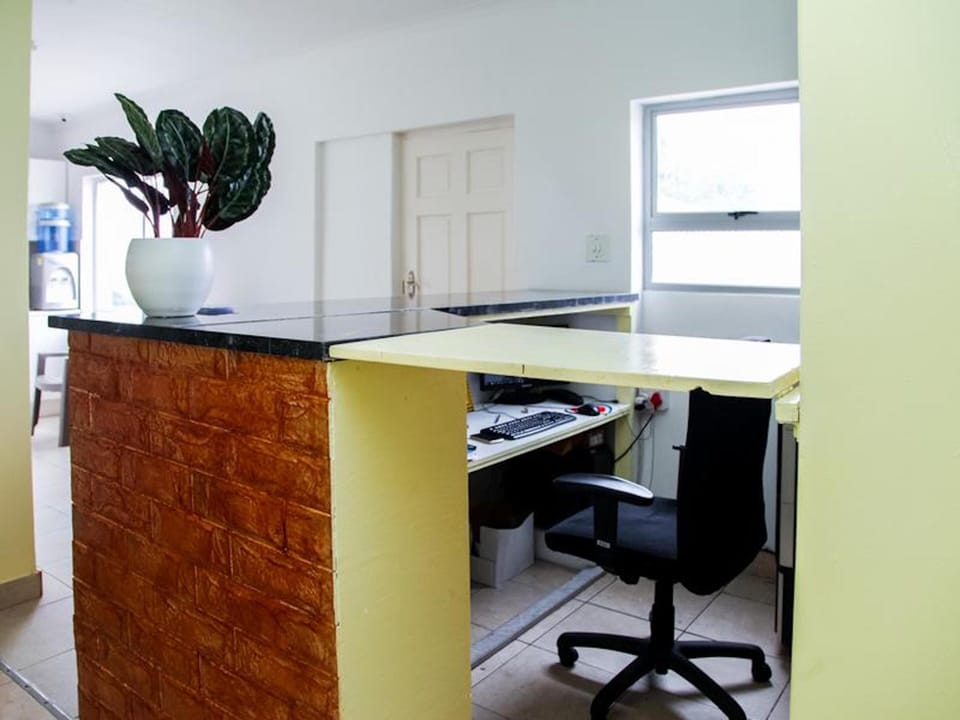 Room, 1 Bedroom, Smoking, Mountain View | Interior