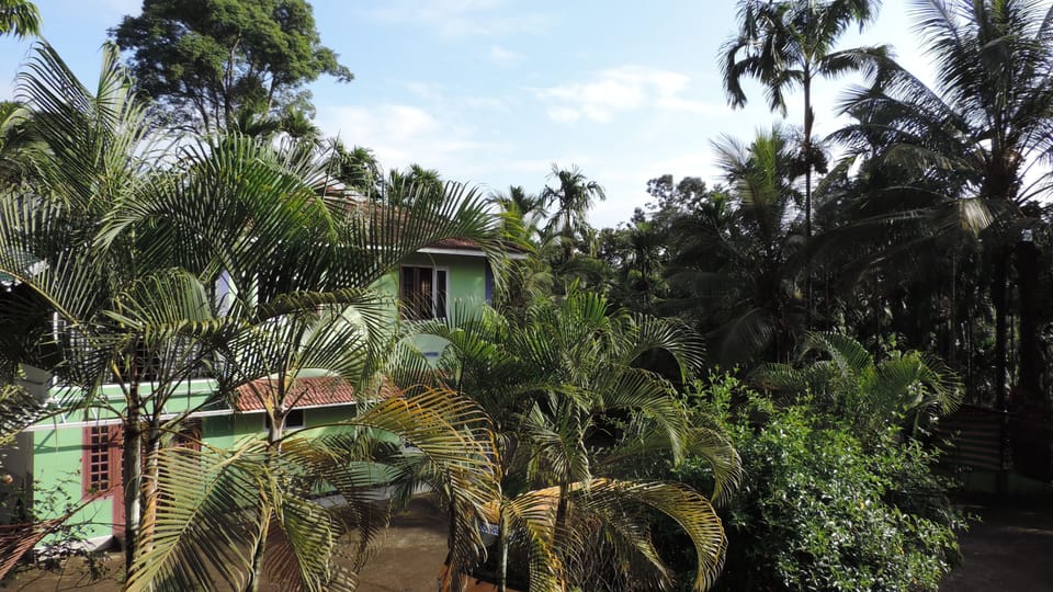 House, 2 Bedrooms, Balcony, Garden View | Front of property
