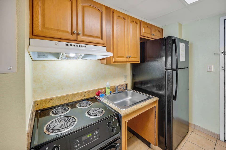 Large Kitchen Area

