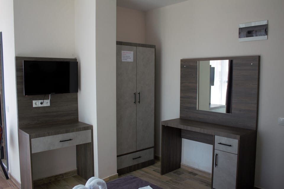 Comfort Double Room | Premium bedding, down comforters, Select Comfort beds, minibar