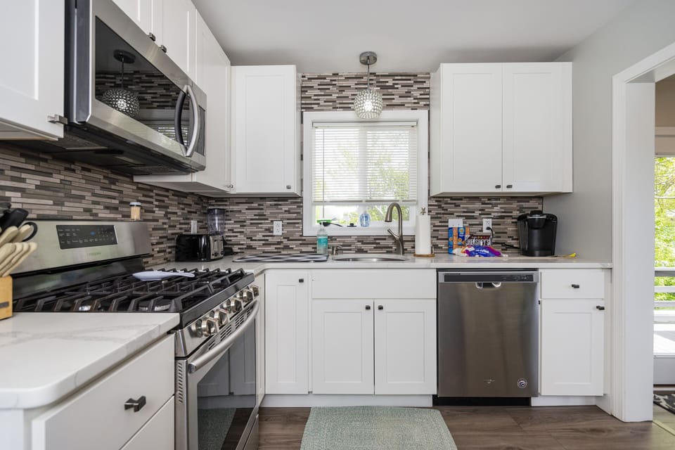 fully applianced kitchen