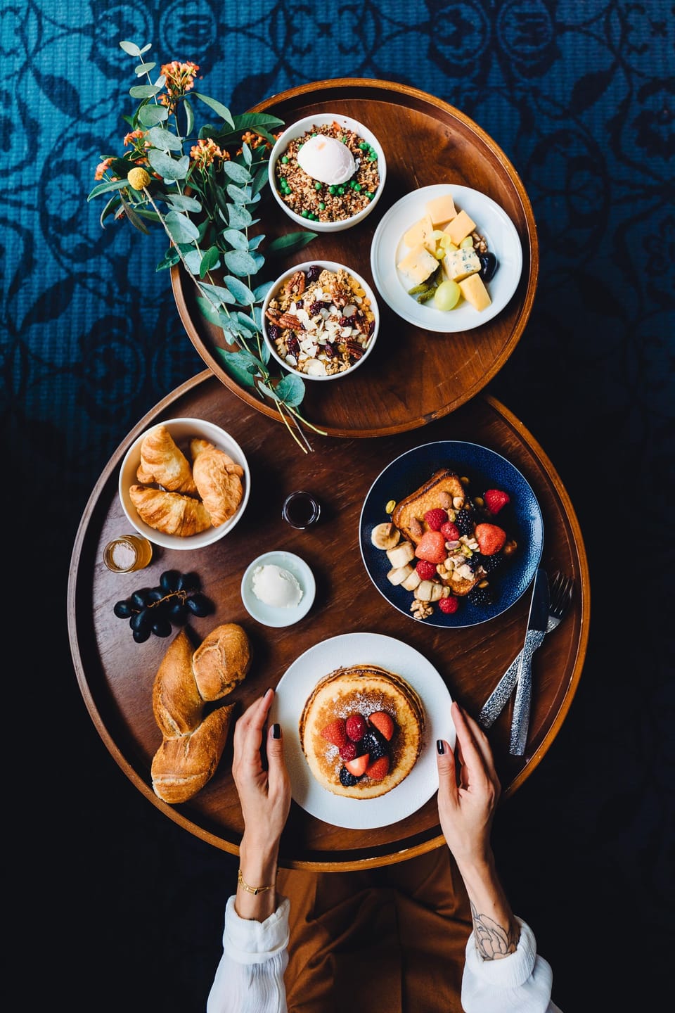Daily full breakfast for a fee