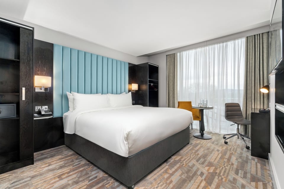 Deluxe Double Room | In-room safe, soundproofing, iron/ironing board, free WiFi