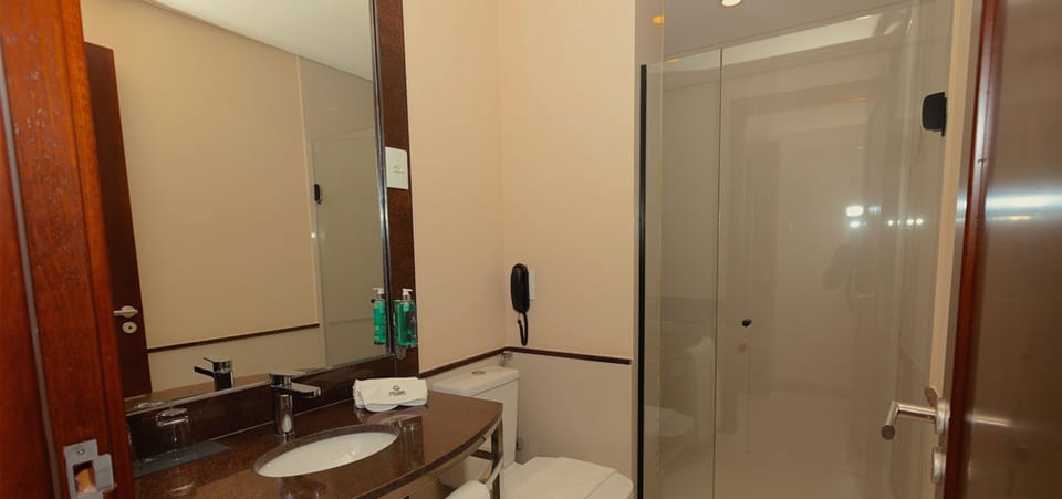 Shower, towels