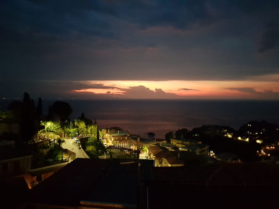 Beach/ocean view