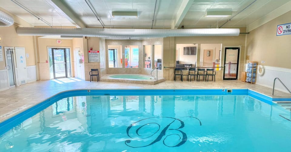 Shared Resort Pool Off-site
