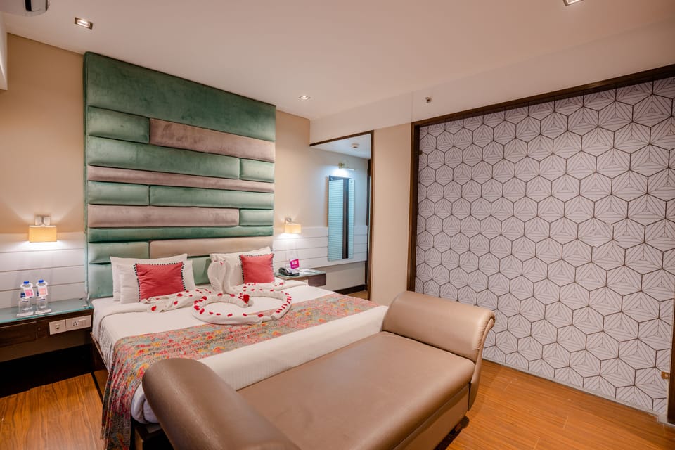 Suite | Premium bedding, minibar, in-room safe, individually furnished