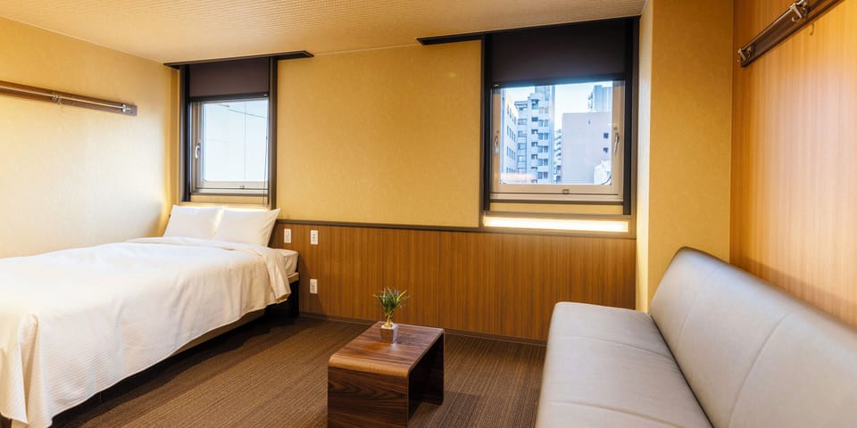 Deluxe Double Room | Desk, free WiFi, bed sheets